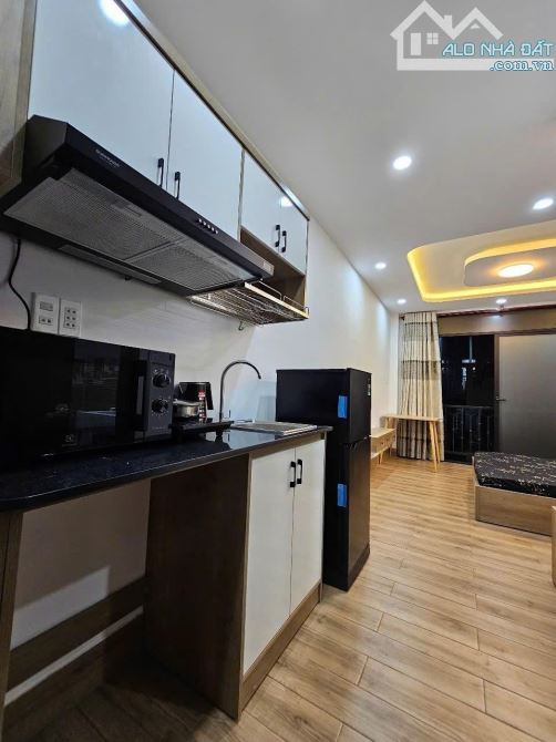 HẠ 1 TỶ BÁN GẤP NHÀ SẴN 65TR/TH - CĂN HỘ DỊCH VỤ GÓC 2MT - HẺM 6M HOÀNG HOA THÁM 5.2X15M - 1
