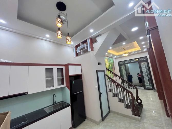 VIP KHƯƠNG TRUNG THANH XUÂN - 10M RA MẶT PHỐ - KD SẦM UẤT - KHU VỰC HIẾM NHÀ BÁN - 1