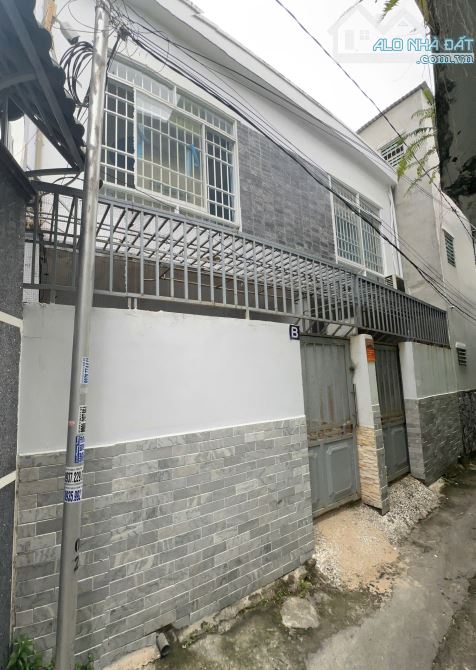 BÁN NHÀ 2 TẦNG, HẺM XE MÁY, CÁCH BỜ KÈ CÙ HUÂN 70M. P. BẮC NHA TRANG - 1