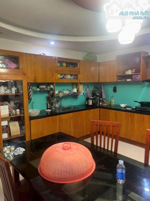MẶT TIỀN MẸ THỨ - NHỈNH 6 tỷ - GIÁ SẬP HẦM - 1