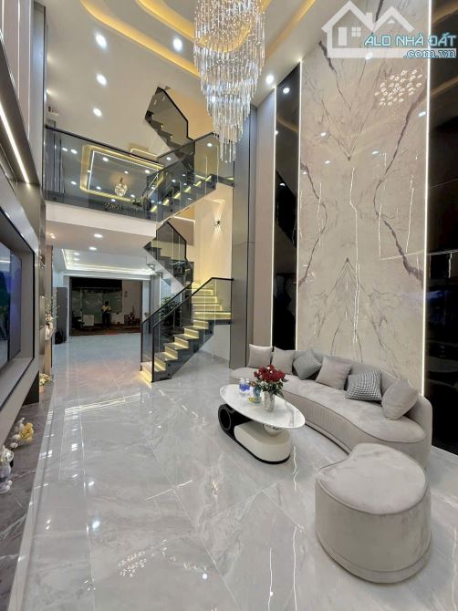 Bán gấp nhà phố cao cấp sang trọng tại phường An Phú Đông, Quận 12 đúc trệt, lửng, ba lầu - 1