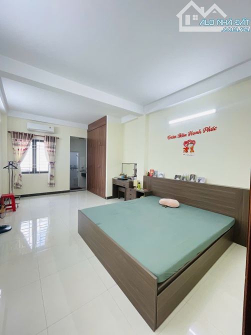 Bán nhà giảm chào 1 tỷ 2 mặt tiền Trần Thị Năm – Tân Chánh Hiệp - Quận 12 – 100m2 – 4 tầng - 1