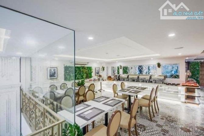 CHUYỂN NHƯỢNG NHÀ HÀNG KHÁCH SẠN VIP – PHỐ DU LỊCH SẦM UẤT NHẤT HỘI AN - 1