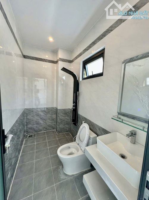 Bán nhà mới xây 115m2, 1 lầu gần trường tiểu học Tân An giá 2 tỷ 990 - 1