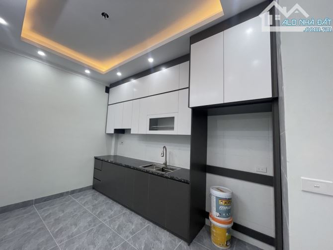 🏠 Hiếm, Cổ Nhuế, 42m2 chỉ 6.5 tỷ, dân xây, gần ô tô, lô góc, an sinh tuyệt vời - 1