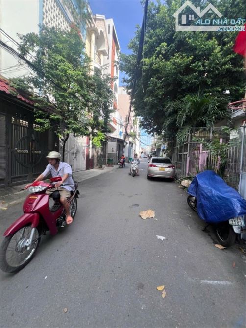 Bán nhà 5x30m, 3 Tầng + 6 phòng trọ -- Phạm Văn Chiêu, Gò Vấp – Chỉ 11.9 tỷ - 1