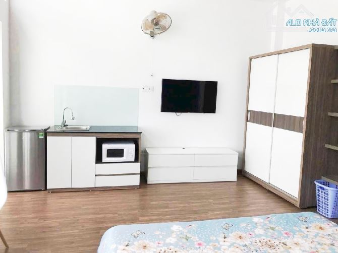 NÓNG -CHƯA ĐẾN 100TR/M2-BÁN ĐẤT TẶNG NHÀ 4 TẦNG-NGANG 4,9M -DÒNG TIỀN G40TR/THÁNG. - 1