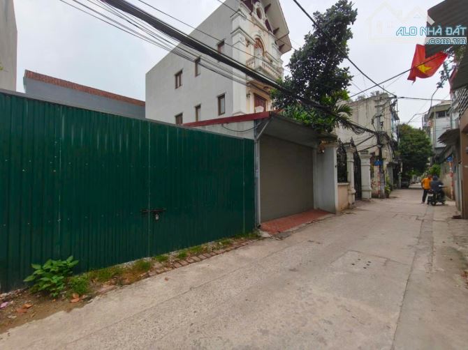 QUÁ HIẾM, MẢNH ĐẤT ĐẸP GIÁ RẼ PHƯỜNG NGỌC THUỴ, LONG BIÊN, ÔTÔ VÀO ĐẤT, GIÁ ĐẦU TƯ - 1
