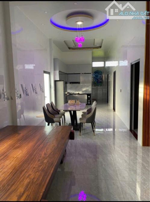 BÁN NHÀ ĐẤT MẶT TIỀN ĐƯỜNG NGUYỄN VĂN TRƯỜNG , GẦN ĐẠI HỌC FPT - 1