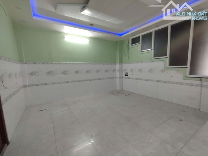 Cho thuê nhà mặt tiền đường Trương Định, phù hợp kinh doanh - 1