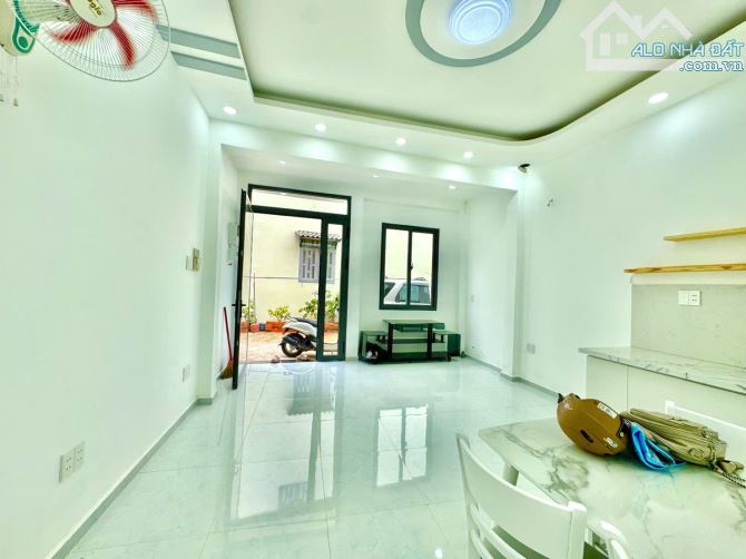 💁‍♂️Bán nhà C4 - 54mv( 4.3*13), Công nhận đủ, Hẻm xe hơi 6m, Ngay ĐH Makerting. Long Trườ - 1