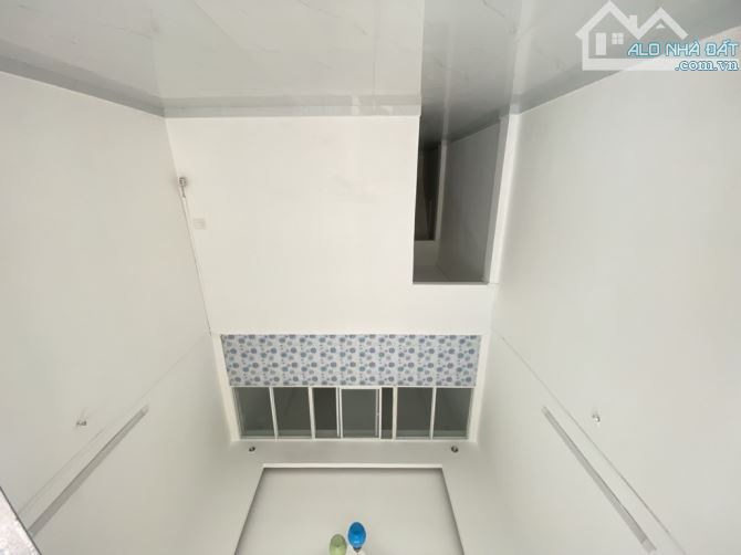 NHÀ 2 TẦNG 4X10 NGUYỄN THỊ THẬP TÂN PHÚ Q7 - 1