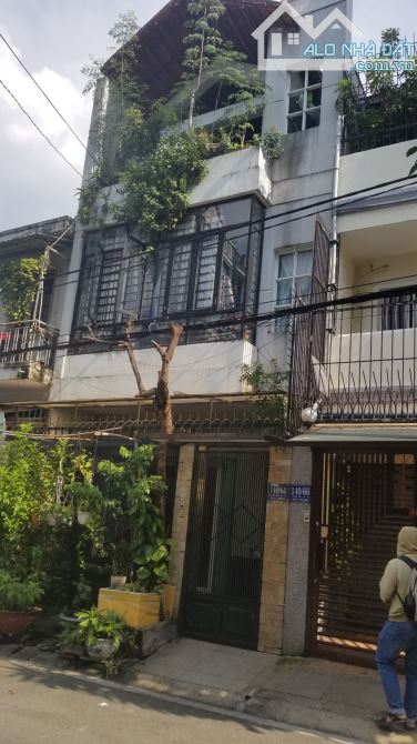 Bán gấp nhà đẹp 2 lầu, hẻm xe hơi 6m Phạm Văn Chiêu, P9, DT 6x18m, giá sốc 8,3 tỷ - 1