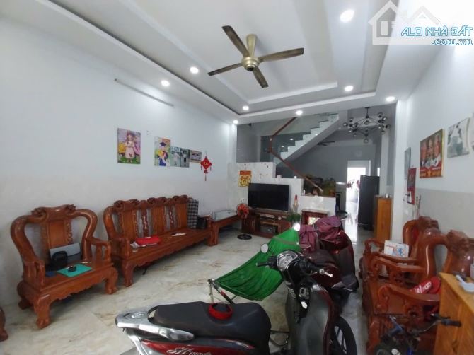 NGỘP BANK Nhà 3 tầng Mặt tiền đường TCH26 phường TCH Q12 dt 150m2 (4,6m/5,2mx30m) Đường 8m - 1