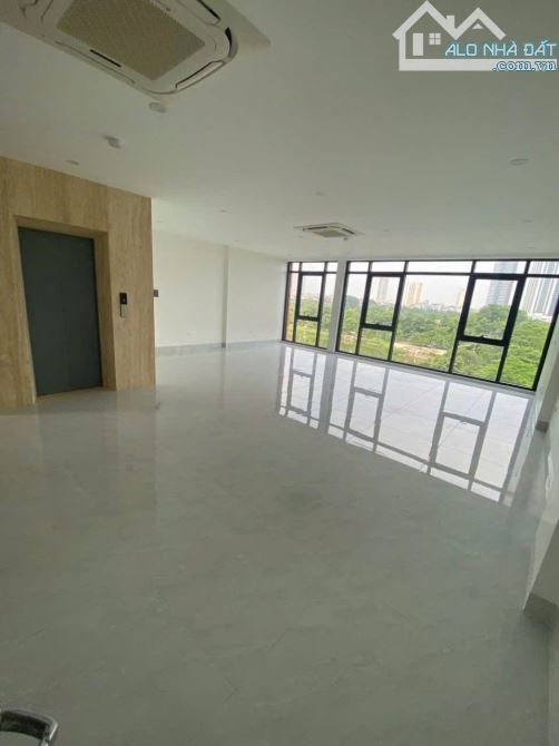 Cần cho thuê tòa nhà VĂN PHÒNG Dịch Vọng Hậu,  Cầu Giấy  CÓ PCCC90m x 7 tẩng nổi ++ 1 hầm - 1