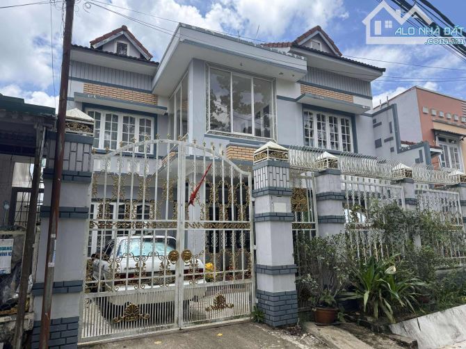 Cần bán villa cũ Khe Sanh - phường Xuân Hương, trung tâm Đà Lạt View thung lũng vĩnh viễn - 1