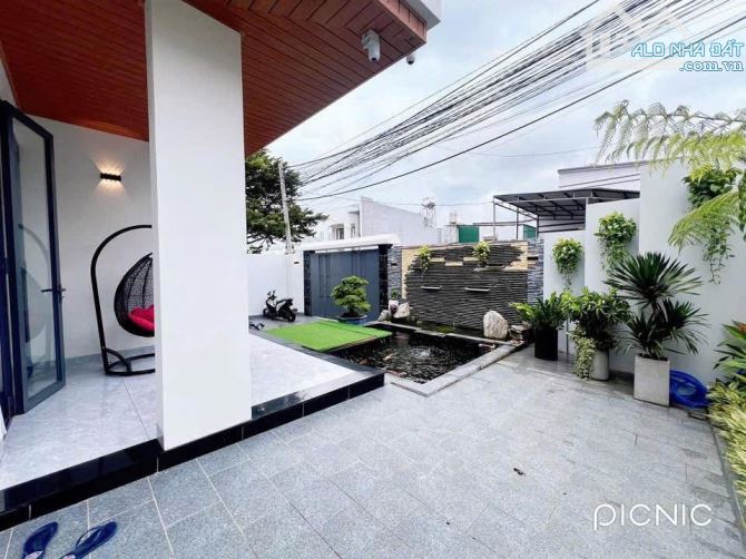 NHÀ ĐẸP GÓC 2 MẶT ĐƯỜNG HẺM 434 Y MOAN KHU DÂN THÀNH ĐỒNG, GIÁ 9.9 TỶ - 1