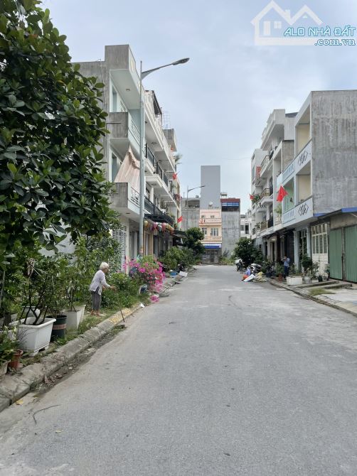 Bán đất cạnh chợ hoa quả Sở Dầu, Hồng Bàng - 1