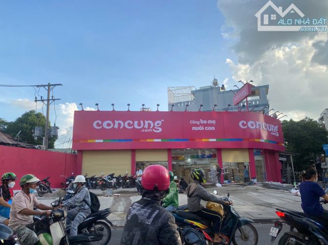 Bán Siêu Phẩm Góc 2 MT Đường Dương Quảng Hàm 10x15m- Con Cưng Thuê 110tr/ Tháng Giá 39 Tỷ - 1
