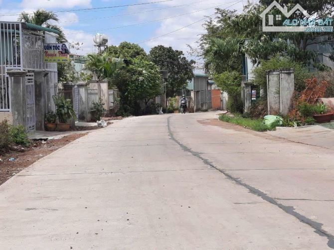 BÁN ĐẤT HẺM 113 NGUYỄN CƠ THẠCH - NAY LÀ ĐƯỜNG TRIỆU QUANG PHỤC - 1