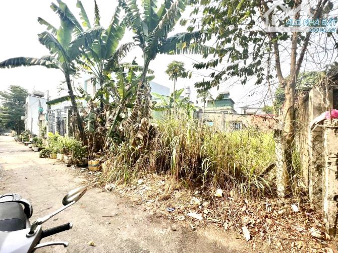 LÔ ĐẤT 80M2 3 TỶ NGAY KHU ĐÔ THỊ VINHOMES GRAND PARK SẦM UẤT Q9 NGUYỄN XIỂN - 1