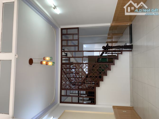 Bán nhà Thạnh Lộc 19. Q12_Ngay chợ Cầu Đồng_ hẻm xe hơi_4x19.1m giá 4ty580 - 1
