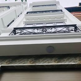 Bán gấp Đê La Thành 33m2, 5T 5 Ngủ rộng rãi, nhà đẹp ở ngay - 1