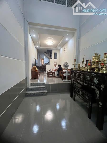 Xô Viết Nghệ Tĩnh, Bình Thạnh - HXH - Nhà 2 Tầng - 60M2 - Full Nội Thất - Gía 5 Tỷ 7 TLCC - 1
