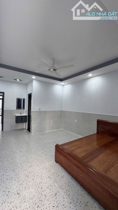 79💥 Tây Thạnh - Nhà Mới 4 tầng BTCT 75m2 giá chỉ 7,7 tỷ thương lượng - 1