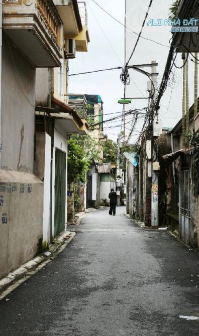BÁN ĐẤT - TRÂU QUỲ - HÀ NỘI - Ô TÔ - GÓC - 2 MẶT TIỀN - VUÔNG ĐẸP - 1