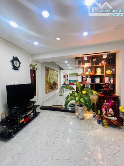 Hẻm 10m nhà 3 tầng đối điện KDL Bến Xưa Hà Huy Giáp, 4x20m , Chỉ 6tỷ45 - 1