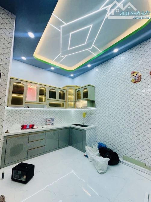 NHÀ ĐẸP BÌNH TRỊ ĐÔNG - 40m2 - 2 TẦNG - CHỈ NHỈNH 3.X TỶ - 1