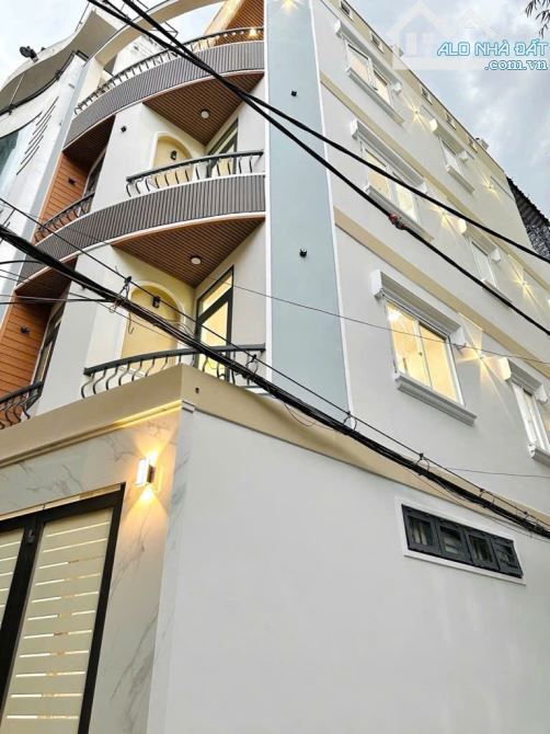 SIÊU PHẨM 3 MẶT NGUYỄN ĐÌNH CHÍNH P11 PHÚ NHUẬN 4 TẦNG 60 M2 - 1