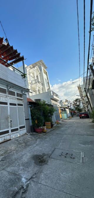 1 xẹt, cách MT Nguyễn Thị Kiểu chỉ 50m • Gần Hiệp Thành City 500m, dân t - 1