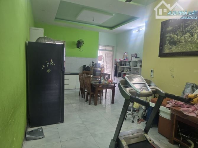 NGÔP NGÂN HÀNG,bán nhanh nhà 2 Tầng 125 m²,SHR đường nhựa 12m - 1