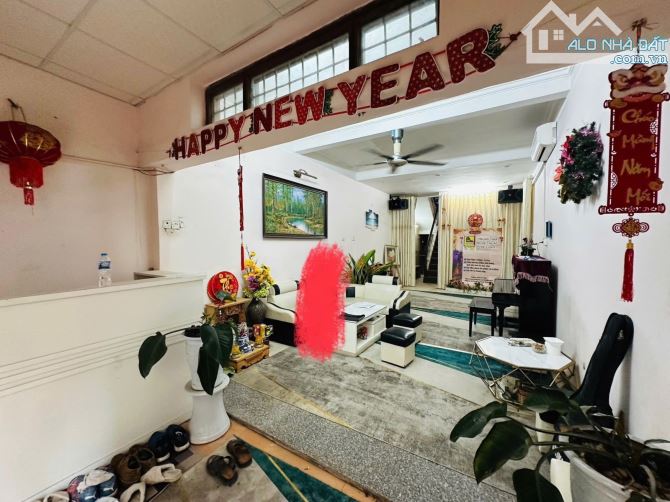 P/lô phố vip Huỳnh Thúc Kháng - ô tô tránh, vỉa hè - 2 mặt ngõ, 3 mặt thoáng, sổ nở hậu - 1