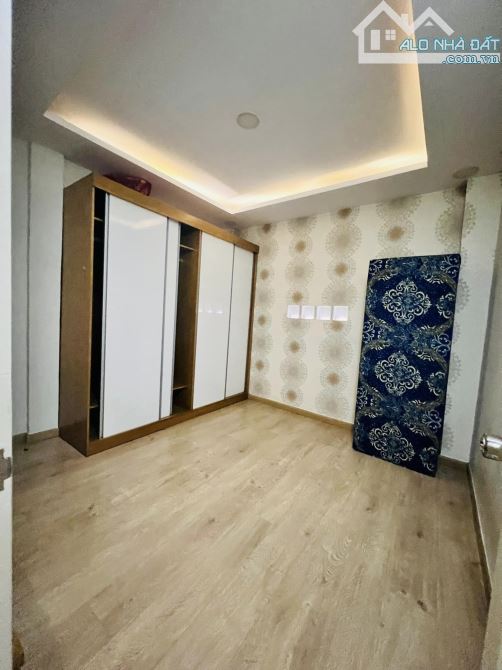 Ở NGAY! Bán Nhà 3 Tầng Cực Đẹp Phan Xích Long, 32m2, 5.2 Tỷ - 1