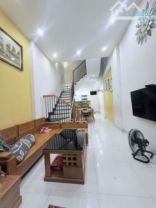 🎉🎉Nhà đẹp 2 mặt kiệt trc sau, trung tâm Hải Châu, Dt 45m2, 3 mê 3 tầng - 1