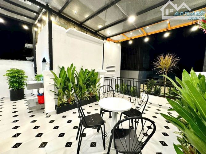 Bán Nhà Gò Vấp - Nguyên Hồng - Gần Mặt T.iền - 4 Tầng - Full Nội Thất - Chỉ 5.45 Tỷ - 1