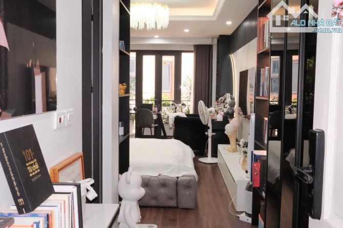 🔥BÁN NHÀ HOÀNG VĂN THÁI – THANH XUÂN, 47M², 6 TẦNG, THANG MÁY – Ô TÔ ĐỖ CỬA, GIÁ 12,X - 1