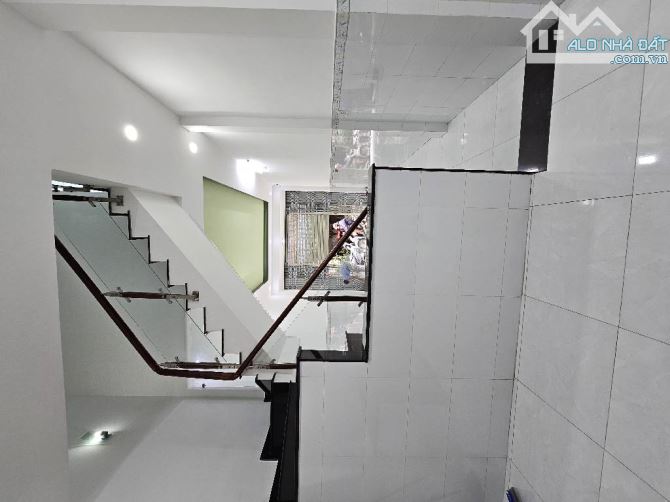 147* 📢. CHỦ CẦN BÁN GẤP NHÀ TÂN KỲ TÂN QUÝ,52m2 , HẺM 4m, CÒN MỚI , CHỈ CÒN 4.6 TỶ - 1