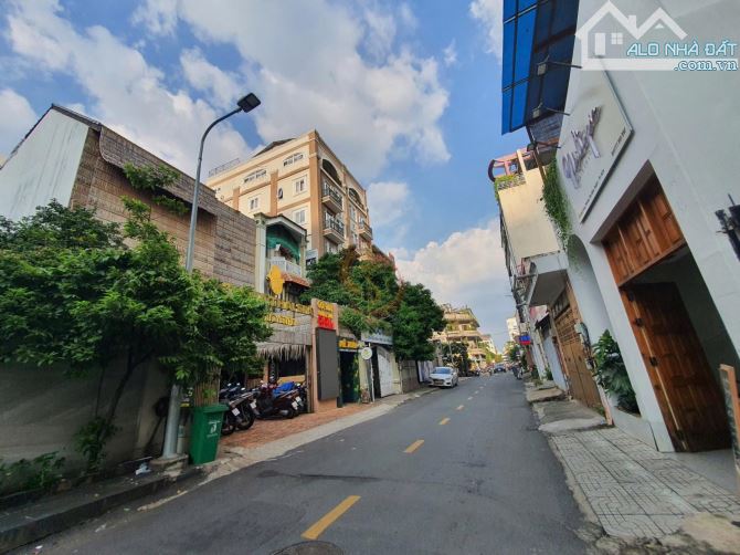 105 tỷ! Bán MT Đ. Đặng Dung, Q. 1 – 14x25m – 2 tầng HDT 100tr/th. - 1