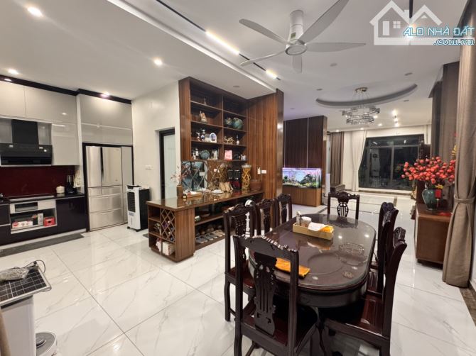 BT 2 MẶT TIỀN TÂY MỖ – VIEW VƯỜN HOA - BỂ CÁ, SÂN VƯỜN – 200M² – 3 TẦNG – 40.8 TỶ (ATL3050 - 1