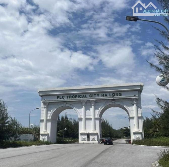 Cần bán căn góc khe thoáng Chung Cư FLC Hà Khánh Gía Chỉ Hơn 700 triệu - 1