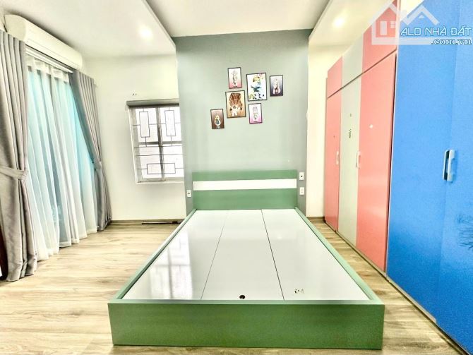 Thật nhanh. Lô góc Văn Phú , Hà Đông, Ngõ thông, Kinh doanh. Nhà mới , 5 tầng, dt 32m - 1