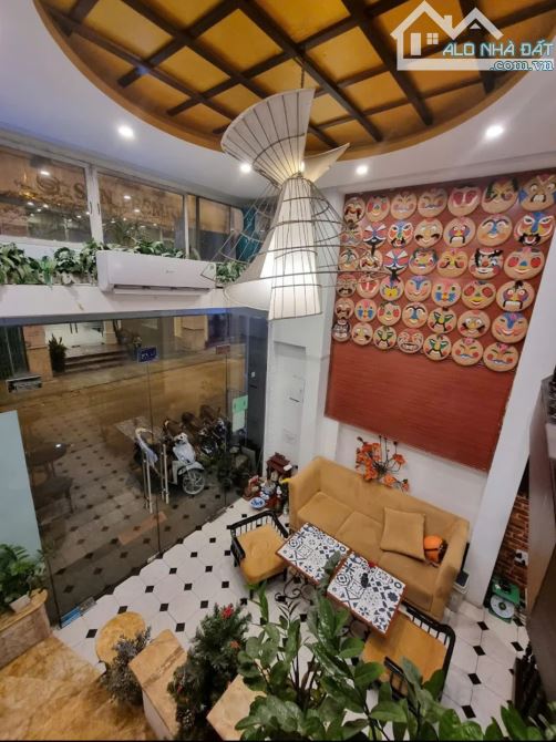 Khách sạn mặt phố Hàng Điếu 79m2, 7 tầng, mt 5m, 69 tỷ, 15 phòng VIP, phòng ăn, spa - 1