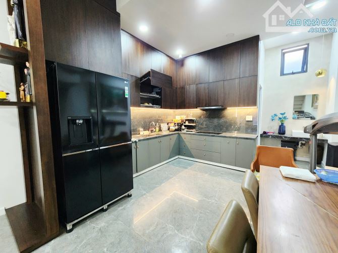 BÁN NHÀ 2 MẶT HẺM Gần Ngã Tư Bảy Hiền – VỊ TRÍ ĐẸP, XE TẢI VÀO TẬN CỬA - 1