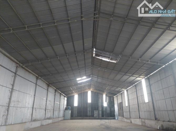 Bán xưởng Trảng Dài, 2 mặt tiền đường 768B, giá như trong hẻm(XB048) - 1
