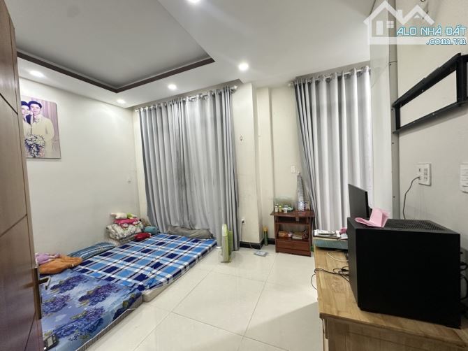 Sát bên CV Làng Hoa đường LÊ VĂN THỌ - NGANG hiếm 5.2m*25m 125m2 giá siêu hời, chỉ 65tr/m2 - 1