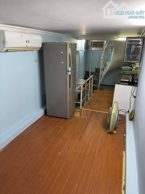Cho thuê nhà Khâm Thiên, 4 tầng x 20m2, 2 ngủ, chỉ 6 triệu/tháng vào ngay - 1